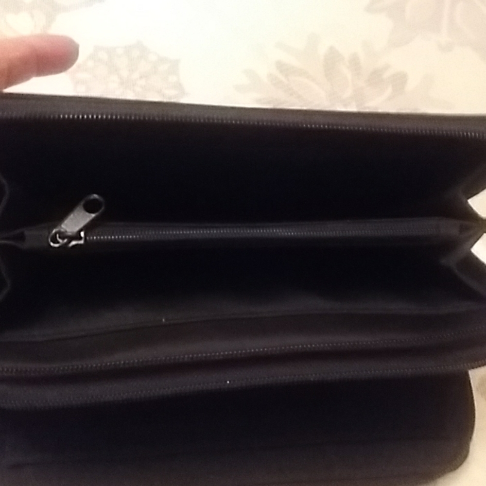 Wallet - Picture 3 of 3